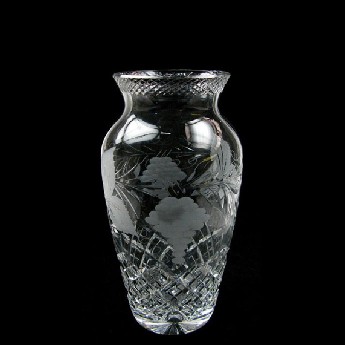 9 inch Urn Vase Grapevine